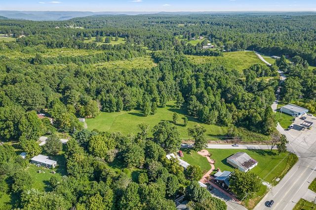 5445 Coal Bank Rd, Sparta, TN 38583