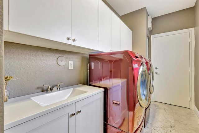 366 Fishermans Way, Jupiter, FL 33477
