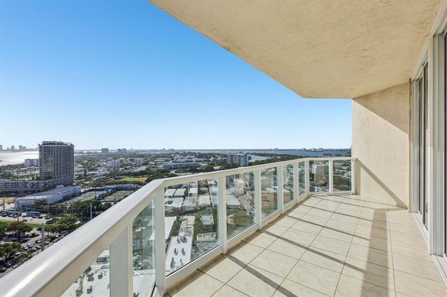 7330 Ocean Terrace LPH-C, Miami Beach, FL 33141
