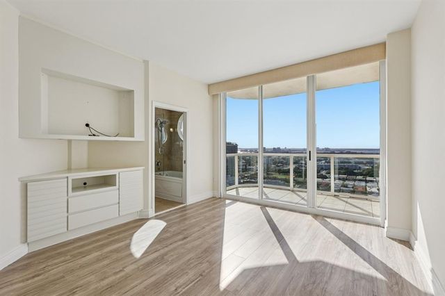 7330 Ocean Terrace LPH-C, Miami Beach, FL 33141