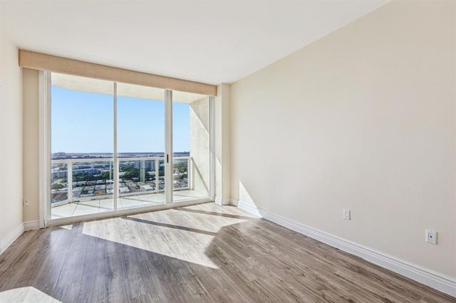 7330 Ocean Terrace LPH-C, Miami Beach, FL 33141