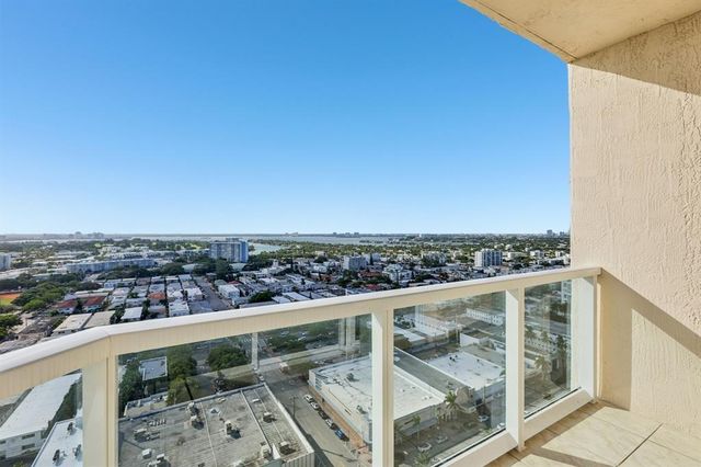 7330 Ocean Terrace LPH-C, Miami Beach, FL 33141