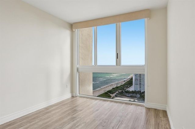 7330 Ocean Terrace LPH-C, Miami Beach, FL 33141