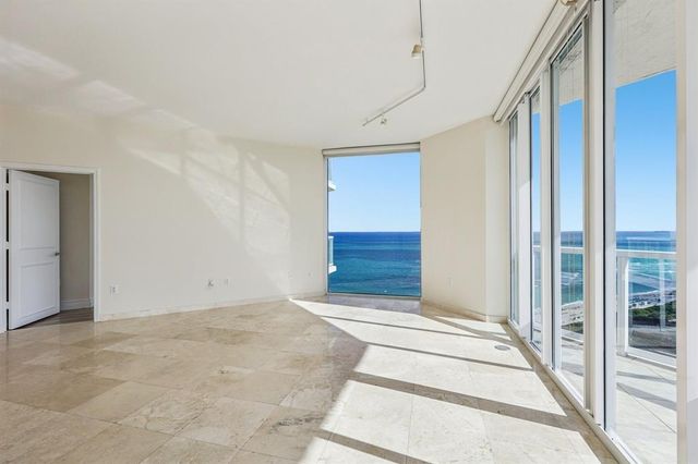 7330 Ocean Terrace LPH-C, Miami Beach, FL 33141