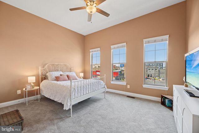 3905 FLEET ST, Baltimore, MD 21224