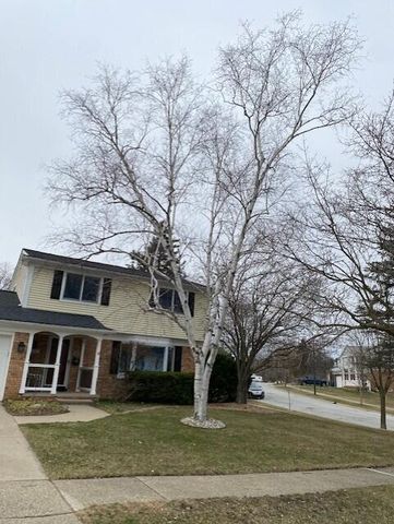 2310 Churchill Drive, Ann Arbor, MI 48103