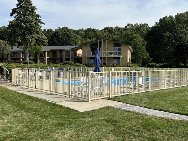 4150 Ridge Road 21 and 22, Stevensville, MI 49127