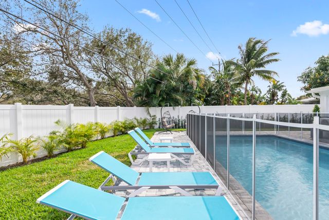 4990 NW 2nd Court, Boca Raton, FL 33431