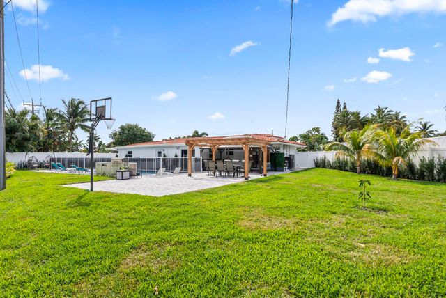4990 NW 2nd Court, Boca Raton, FL 33431