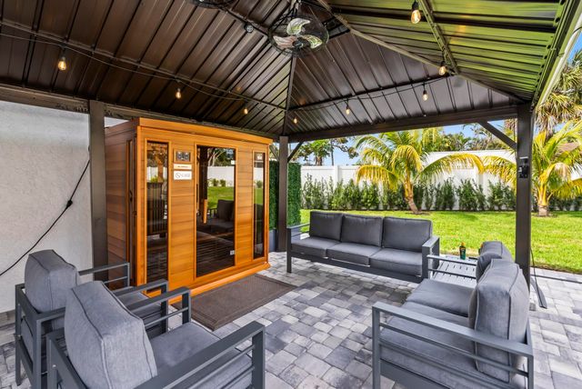 4990 NW 2nd Court, Boca Raton, FL 33431