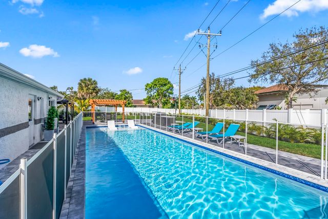 4990 NW 2nd Court, Boca Raton, FL 33431