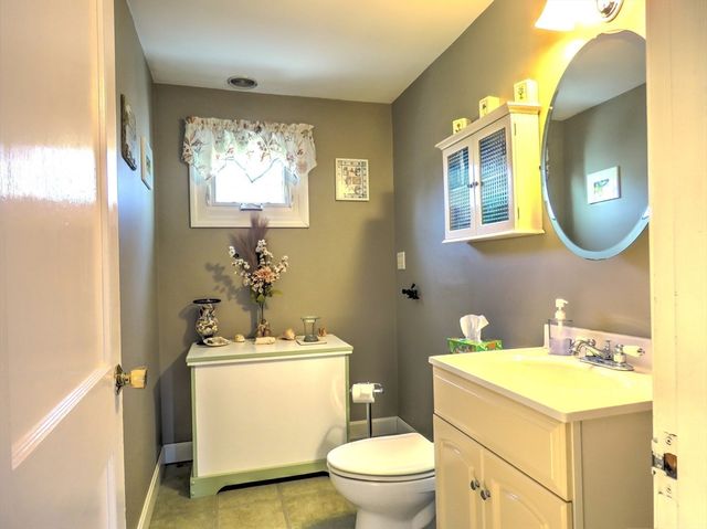 41 Clapp St., Abington, MA 02351