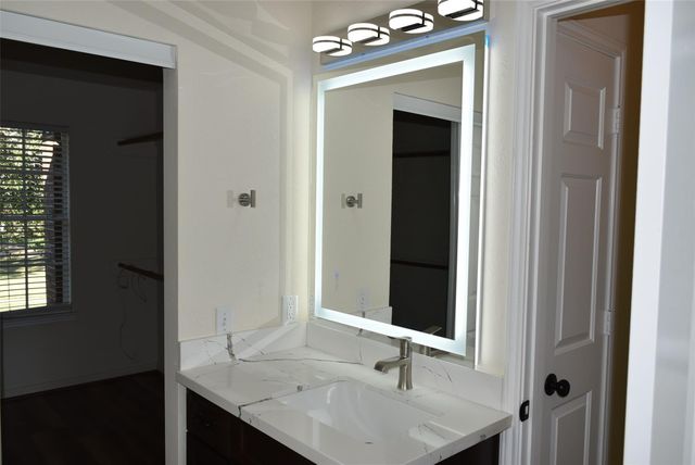 6122 Terrell Hills Drive, Richmond, TX 77469