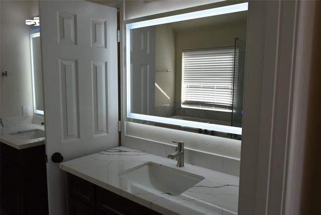 6122 Terrell Hills Drive, Richmond, TX 77469