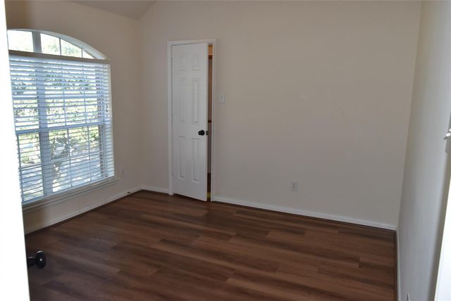 6122 Terrell Hills Drive, Richmond, TX 77469