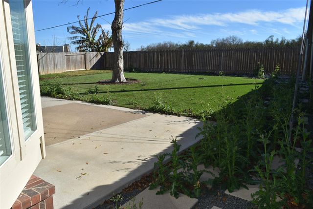 6122 Terrell Hills Drive, Richmond, TX 77469