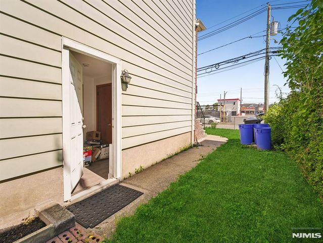 436 Sylvan Street, Saddle Brook, NJ 07663