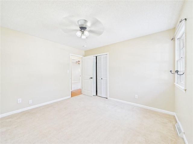 90 Grandview Drive, Warrensburg, MO 64093