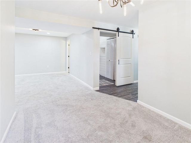 90 Grandview Drive, Warrensburg, MO 64093