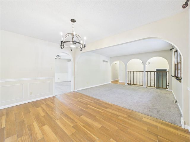 90 Grandview Drive, Warrensburg, MO 64093