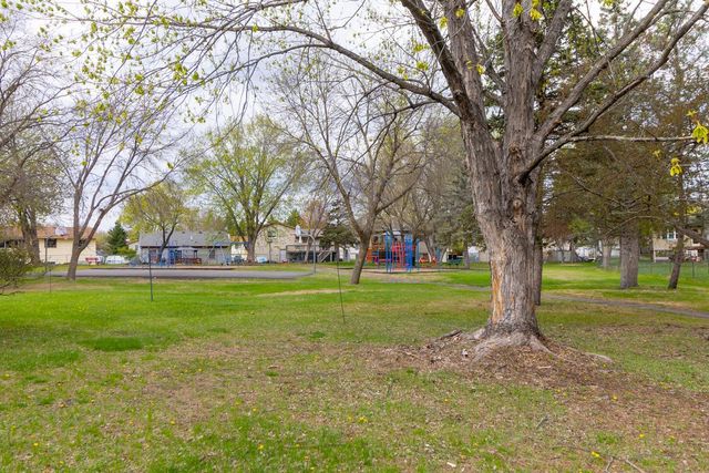 12405 Tamarack Street NW, Coon Rapids, MN 55448