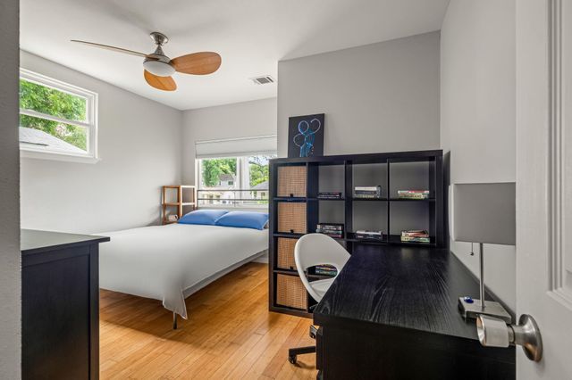 2202 Garden ST, Austin, TX 78702