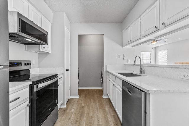 2508 Summer Place Drive, Arlington, TX 76014