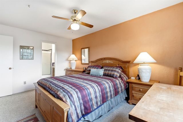 804 Faldas De La Sierra, Santa Fe, NM 87501