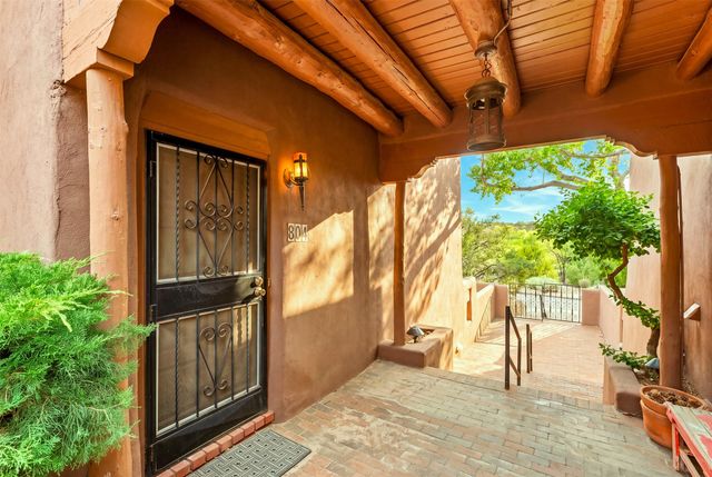804 Faldas De La Sierra, Santa Fe, NM 87501