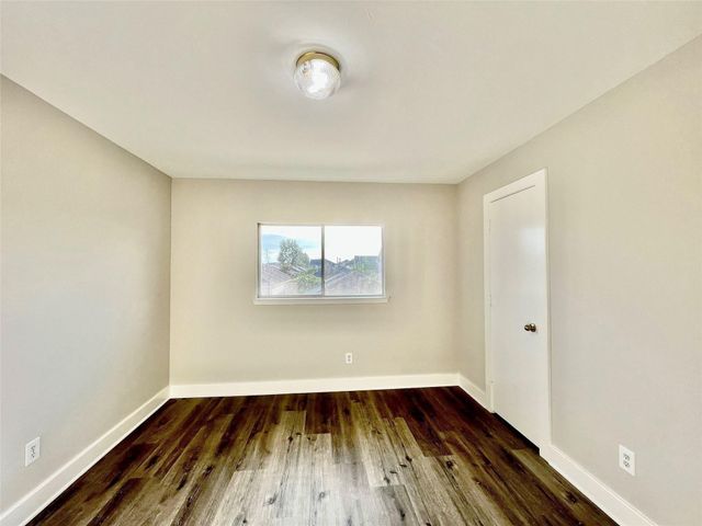 1511 Nichole Woods Drive, Houston, TX 77047