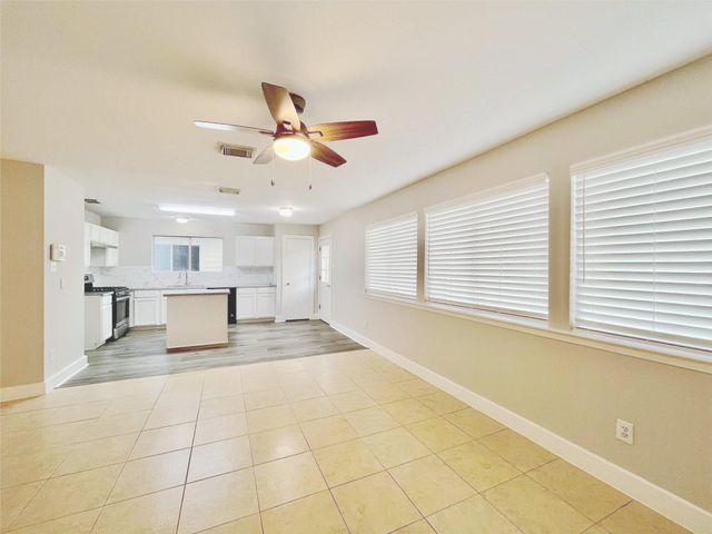 1511 Nichole Woods Drive, Houston, TX 77047