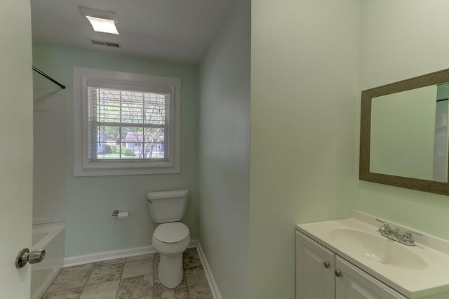 2401 Eagle Drive, Charleston, SC 29406