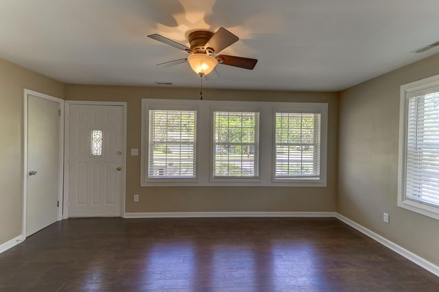 2401 Eagle Drive, Charleston, SC 29406