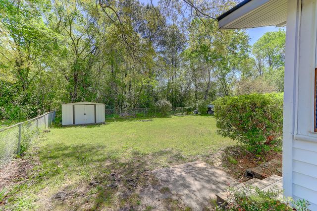 2401 Eagle Drive, Charleston, SC 29406