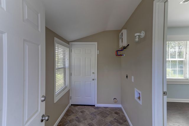 2401 Eagle Drive, Charleston, SC 29406