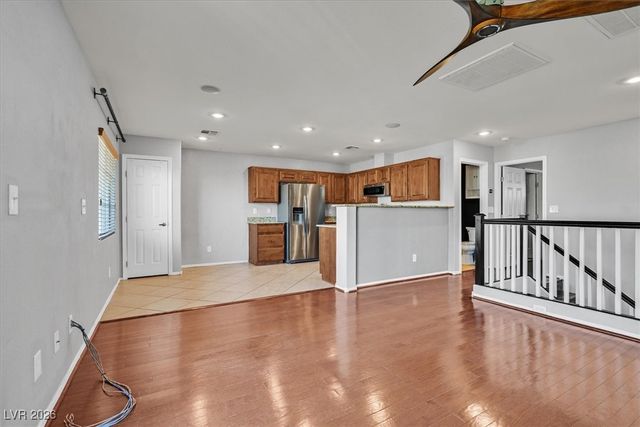 6051 Alameda Padre Avenue, Las Vegas, NV 89139