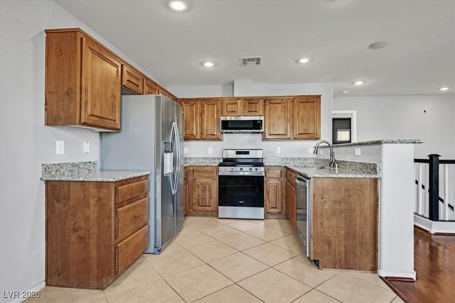 6051 Alameda Padre Avenue, Las Vegas, NV 89139