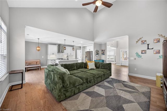 7507 Bentridge Forest Drive, Kernersville, NC 27284