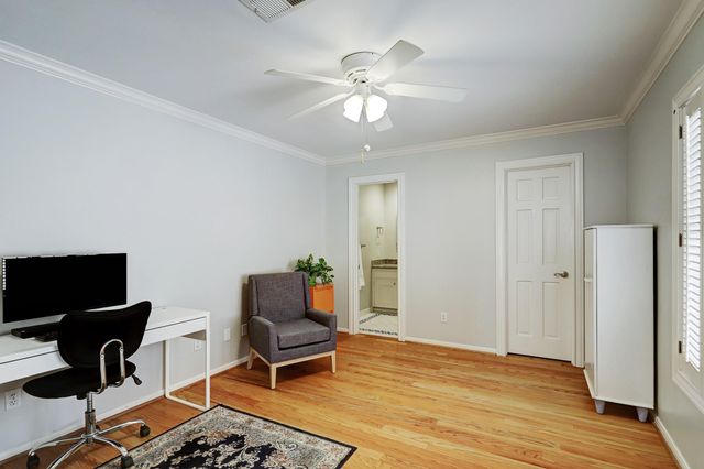 6428 Westchester Avenue, West University Place, TX 77005