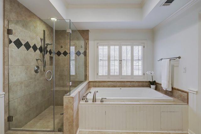 6428 Westchester Avenue, West University Place, TX 77005