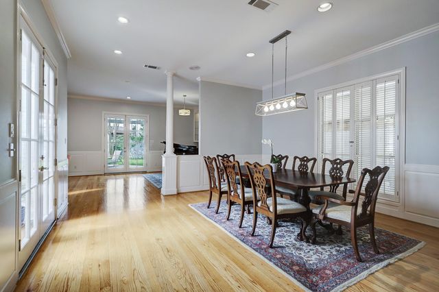 6428 Westchester Avenue, West University Place, TX 77005