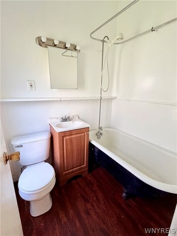 59 York Street, Buffalo, NY 14213