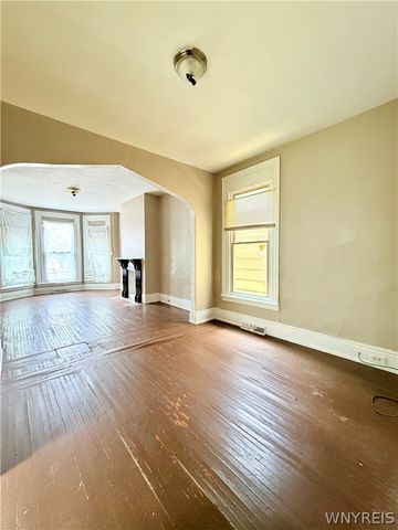 59 York Street, Buffalo, NY 14213