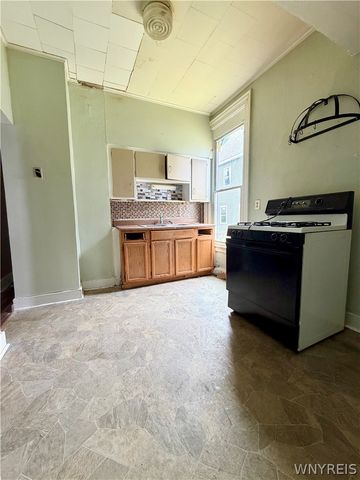 59 York Street, Buffalo, NY 14213
