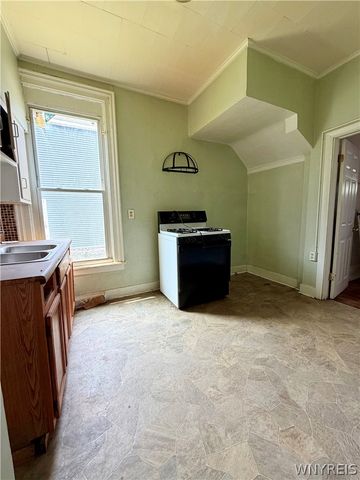 59 York Street, Buffalo, NY 14213
