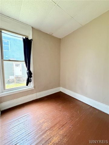 59 York Street, Buffalo, NY 14213