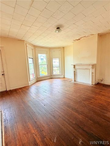 59 York Street, Buffalo, NY 14213