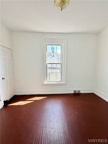 59 York Street, Buffalo, NY 14213
