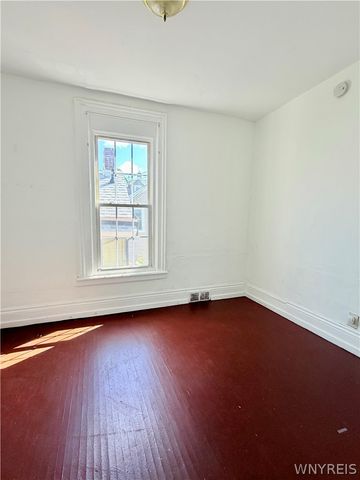 59 York Street, Buffalo, NY 14213