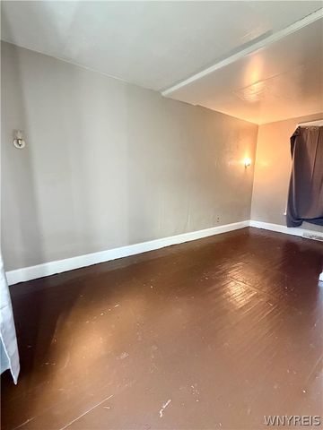 59 York Street, Buffalo, NY 14213
